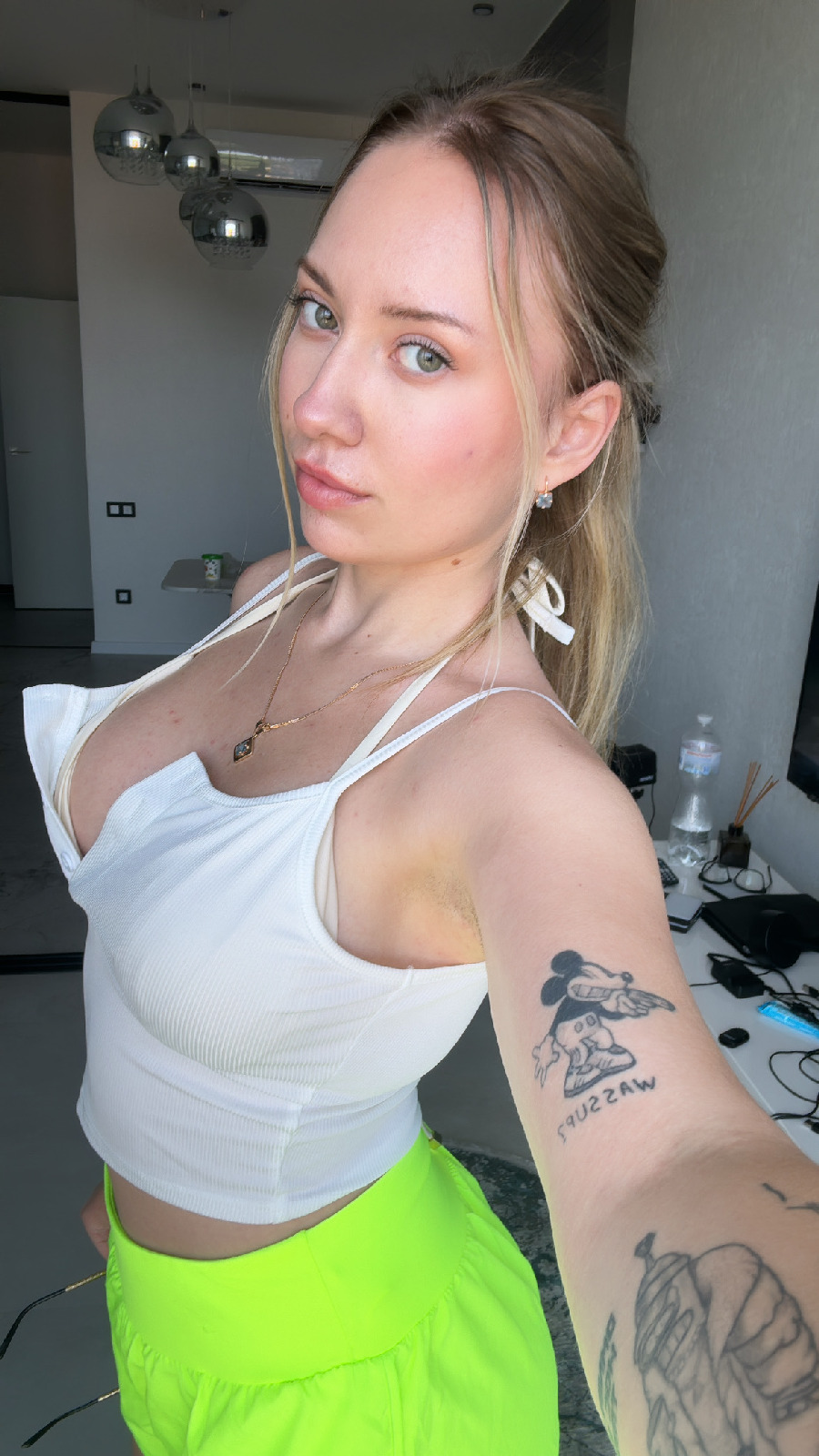 KateV in her underwear in Balikpapan