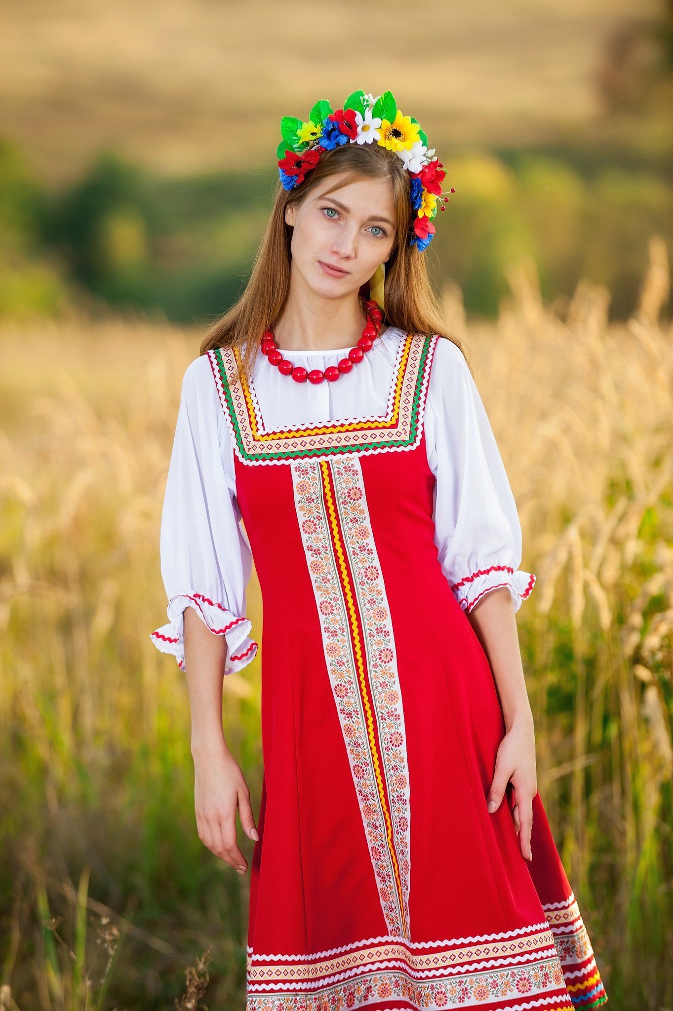 Women in Slavic costumes in Balikpapan